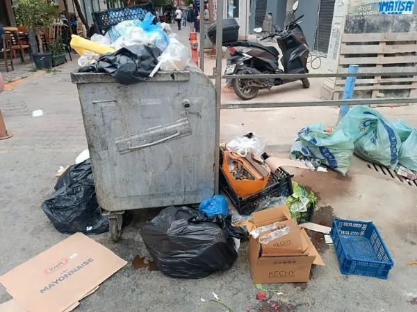 İzmir koktu vatandaş isyanda! Salgın hastalık riski kapıda